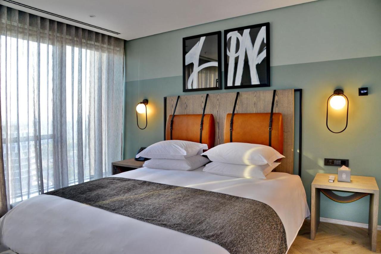 Courtyard Hotel Waterfall City Midrand Extérieur photo