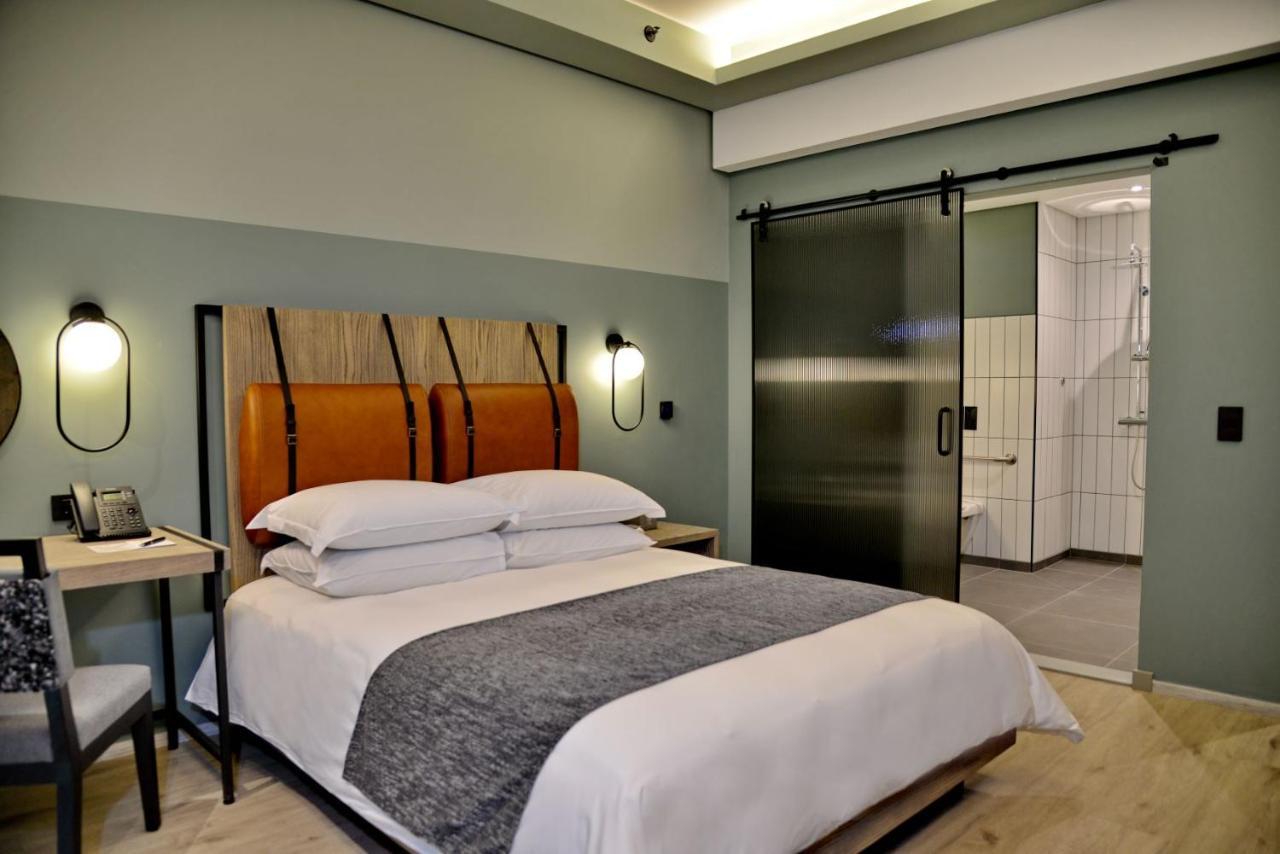 Courtyard Hotel Waterfall City Midrand Extérieur photo
