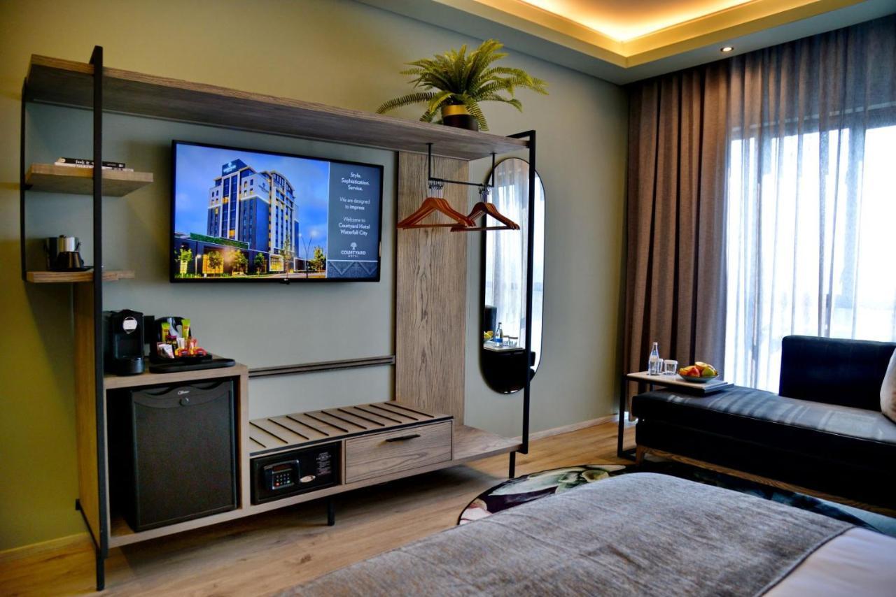Courtyard Hotel Waterfall City Midrand Extérieur photo